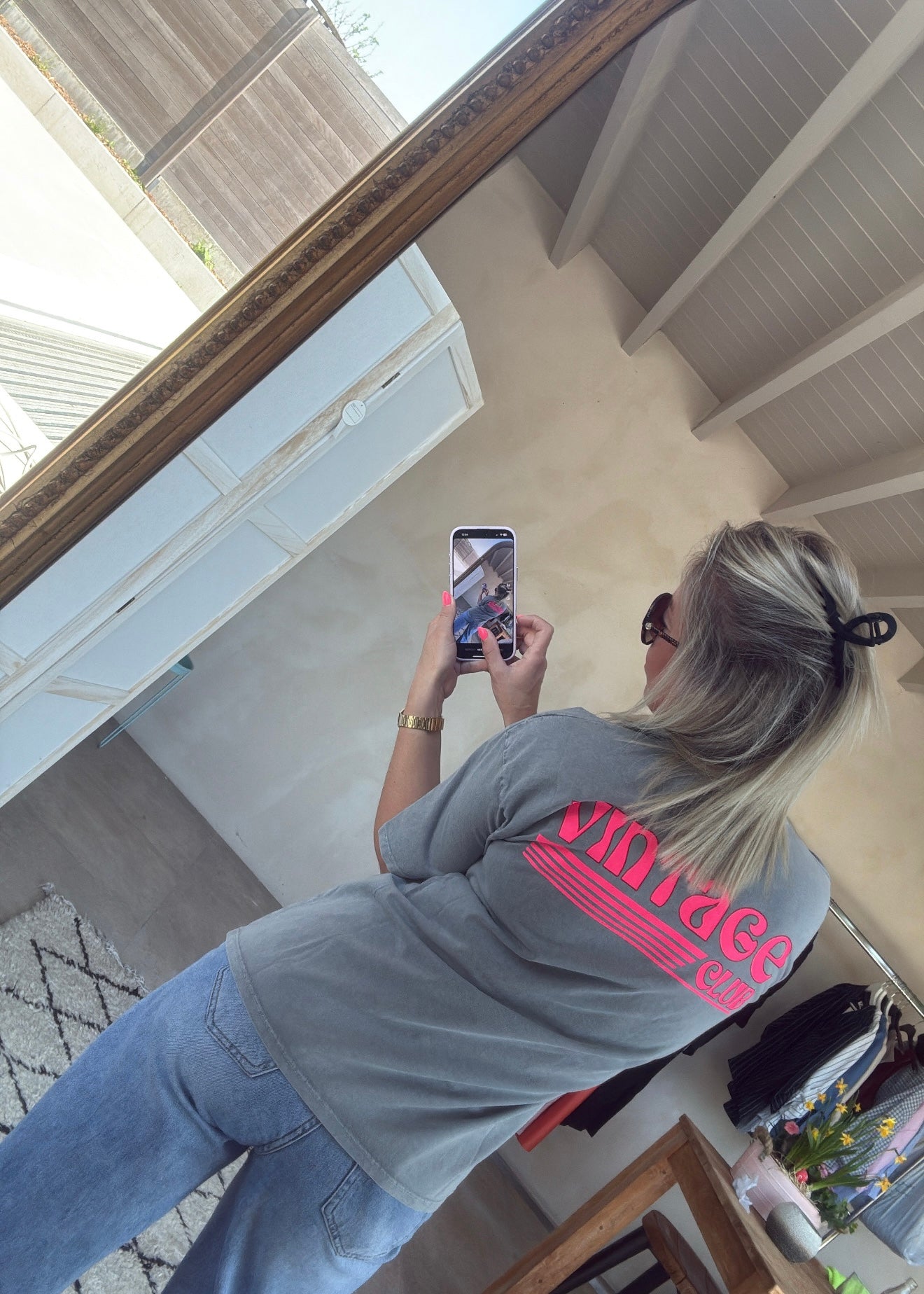 T-SHIRT GREY