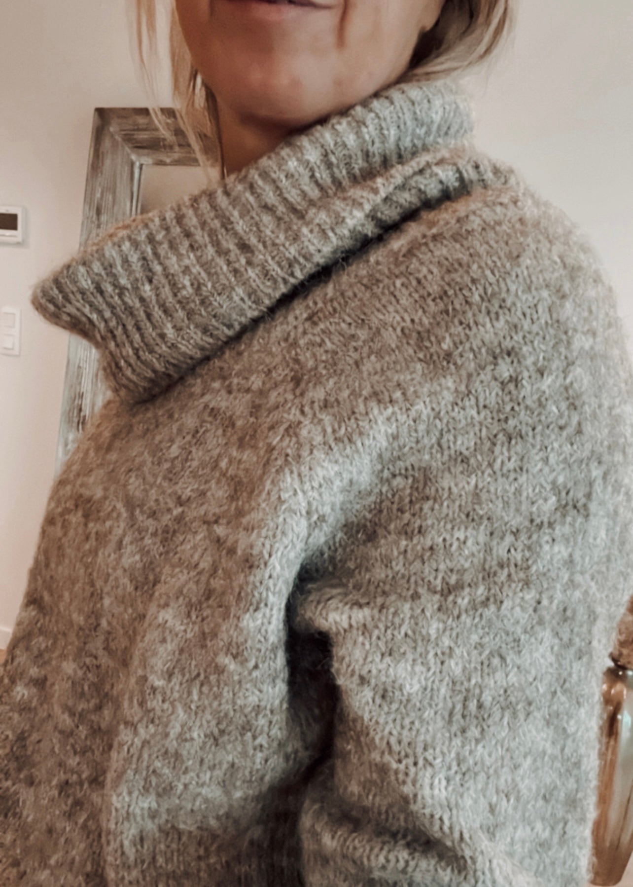Nox Licht bruine sweater