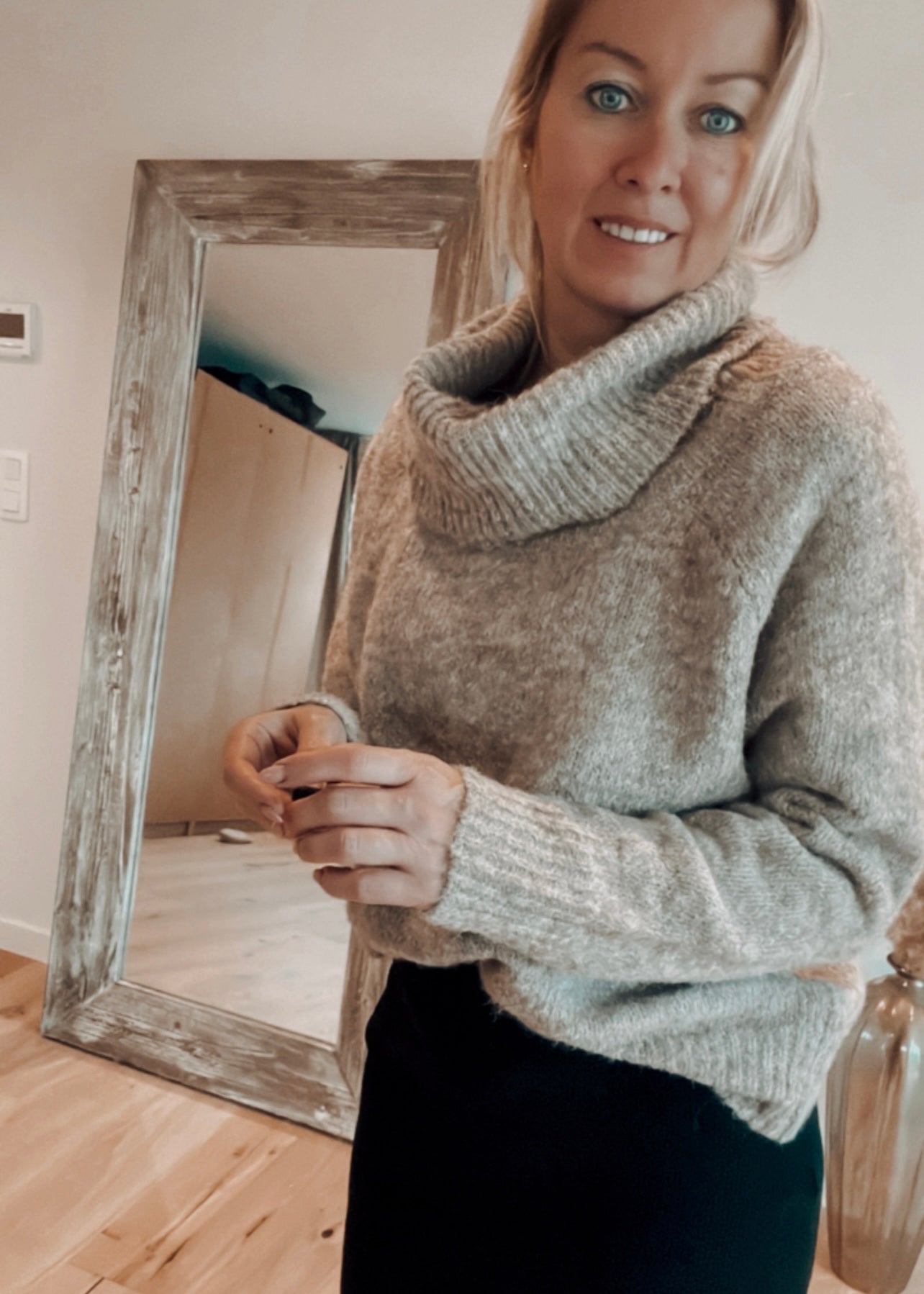 Nox Licht bruine sweater