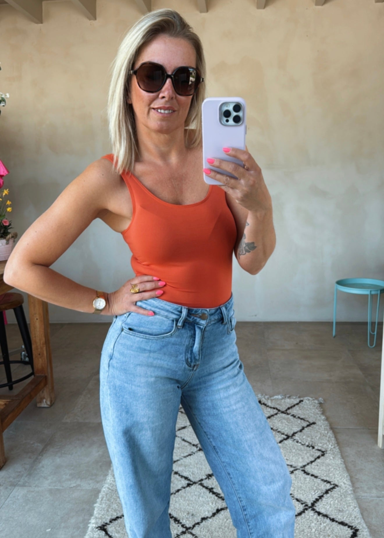 ORANGE BODY