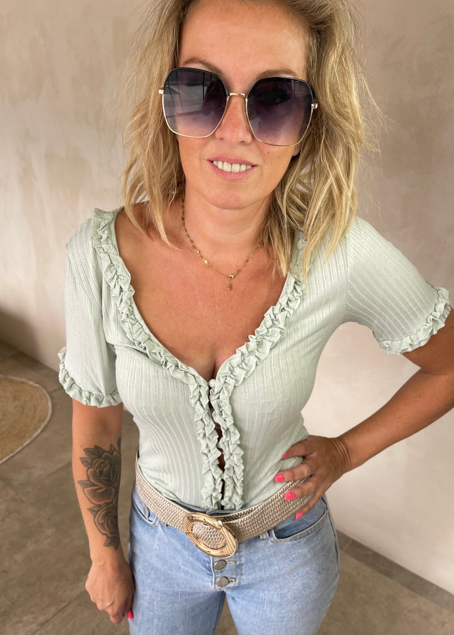 Ria Retro shirt