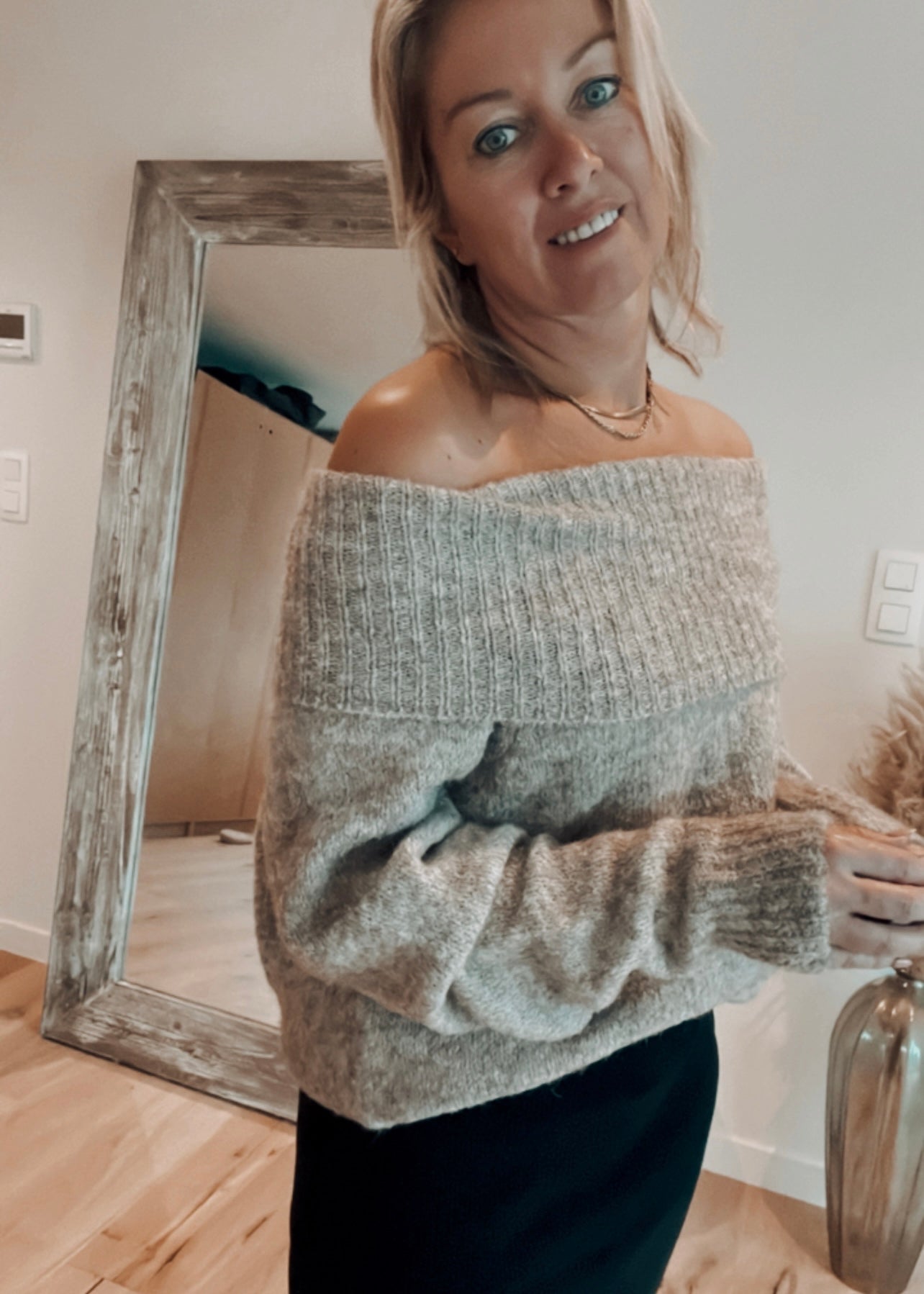 Nox Licht bruine sweater