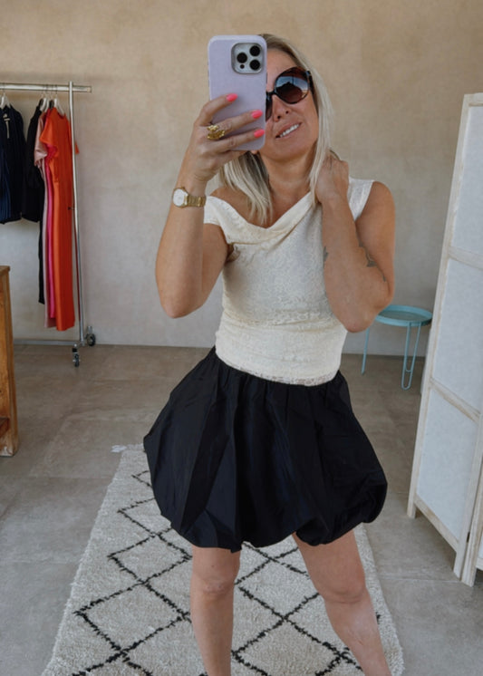 OFF SHOULDER TOP CREME