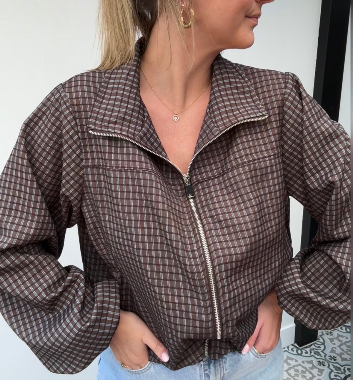 Geruite bomber – bruin TU