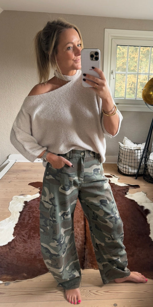 Beige gebreide off shoulder