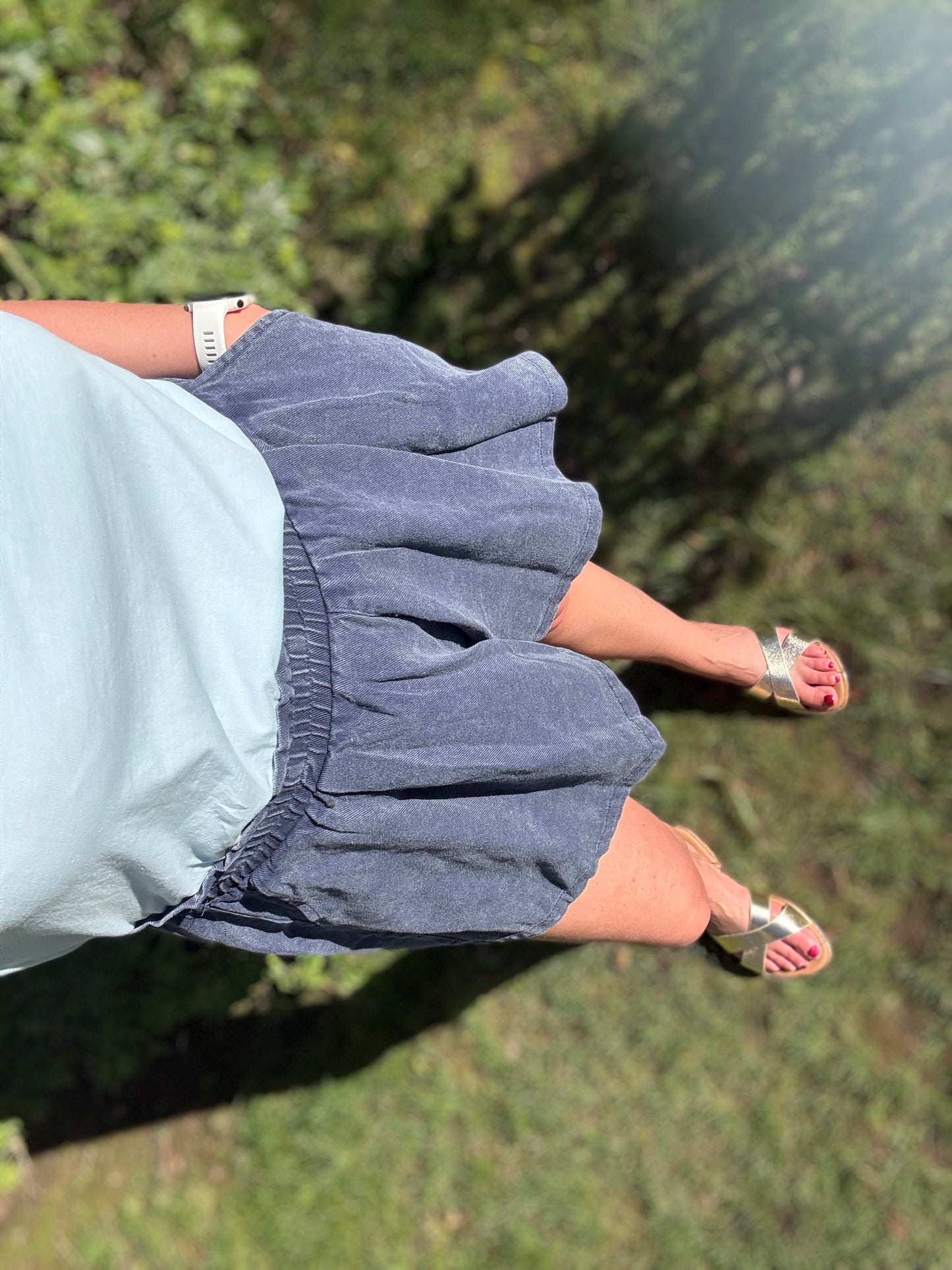 Blauw shortje
