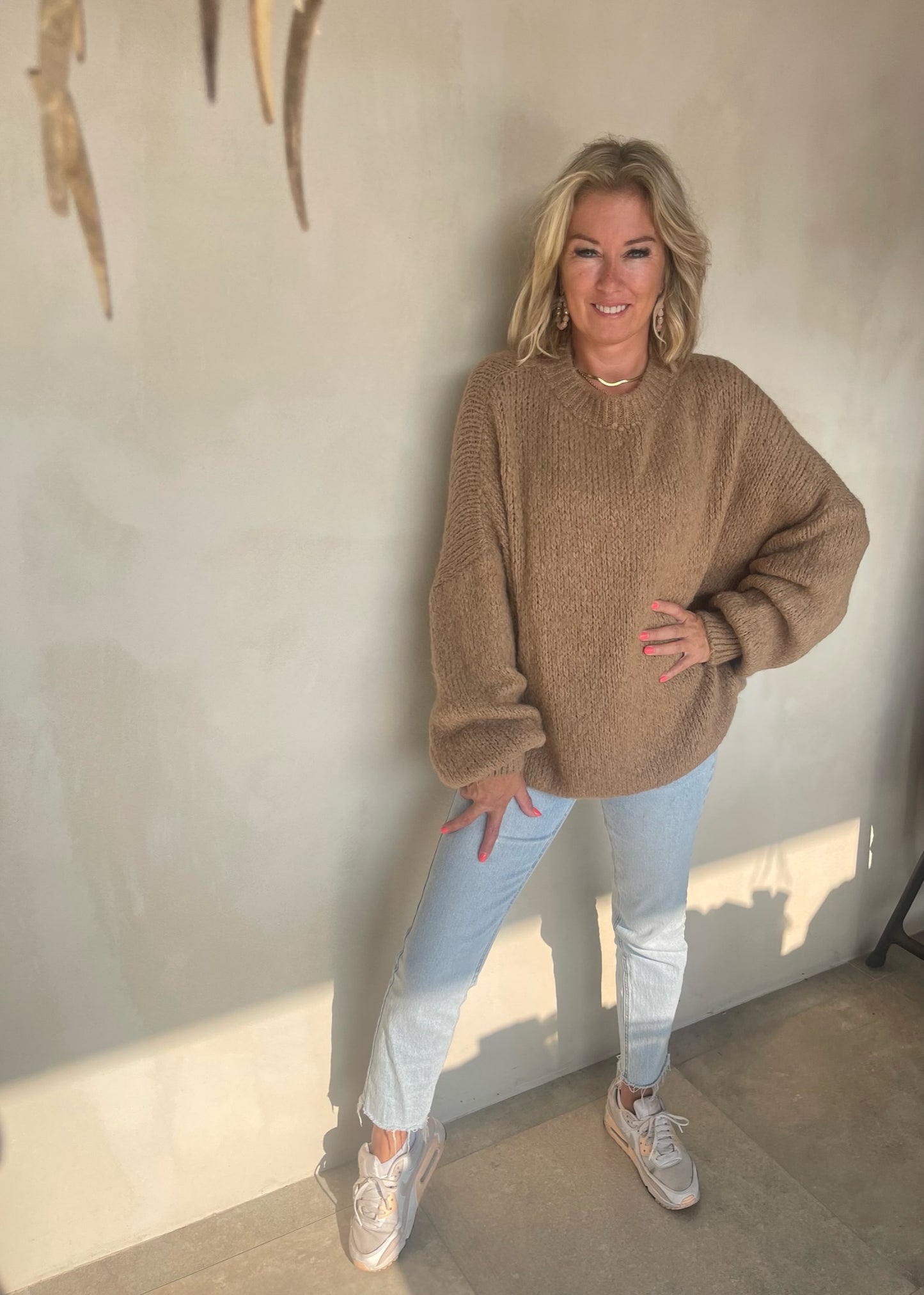 Lola Must-Have Cozy Pull Camel