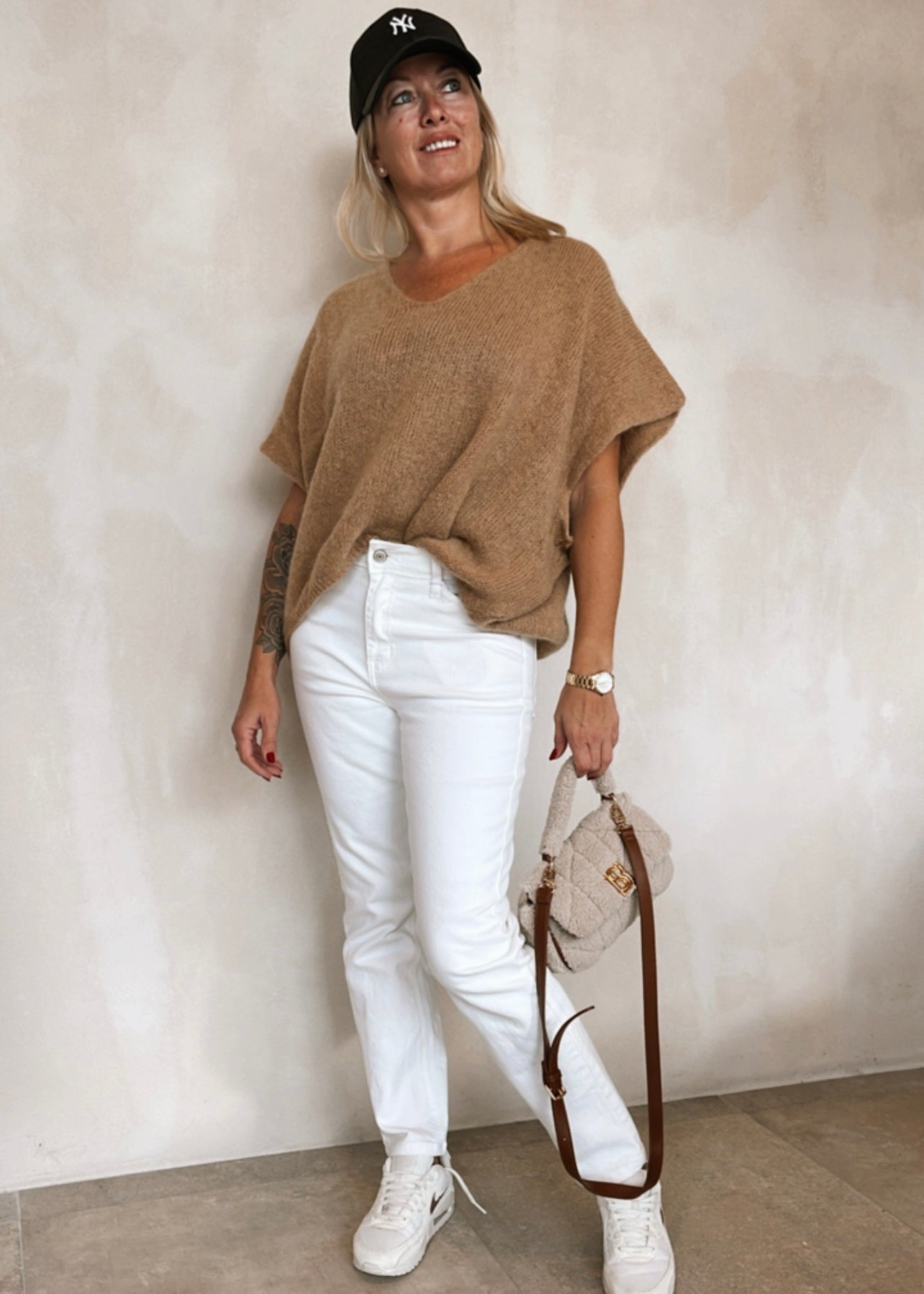 victoria Knit Camel