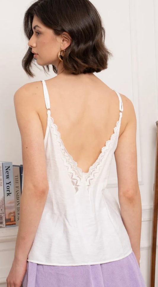 Elegante top met kant en open rug