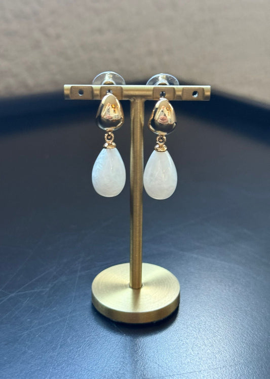 Oorbellen druppel wit/goud