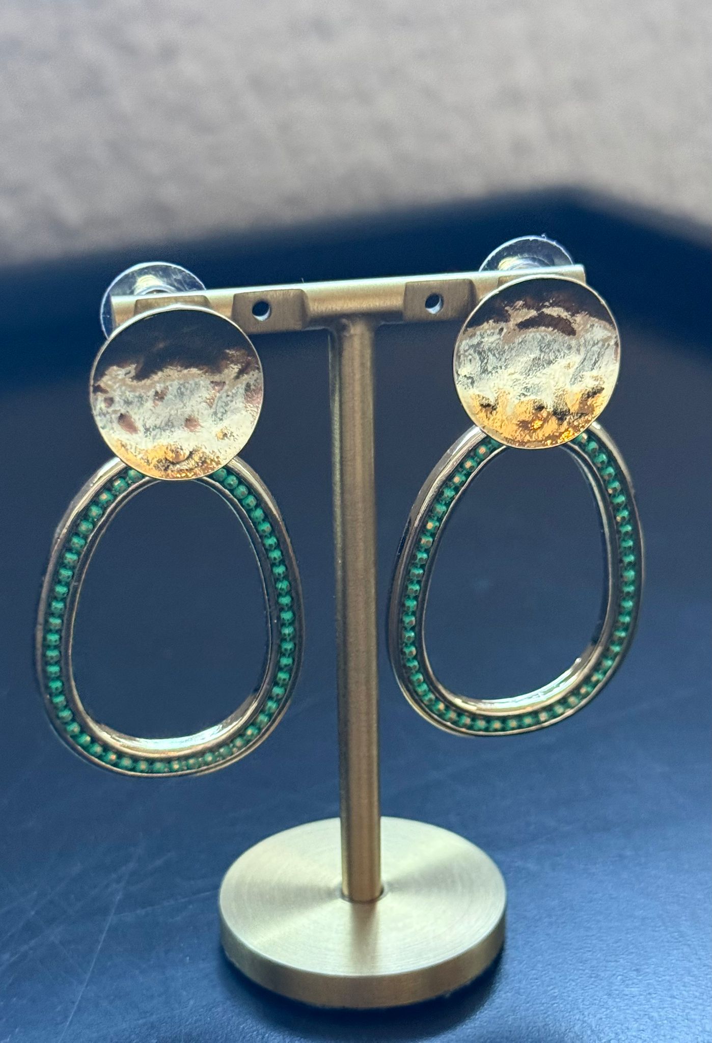 Oorbellen goud/groen