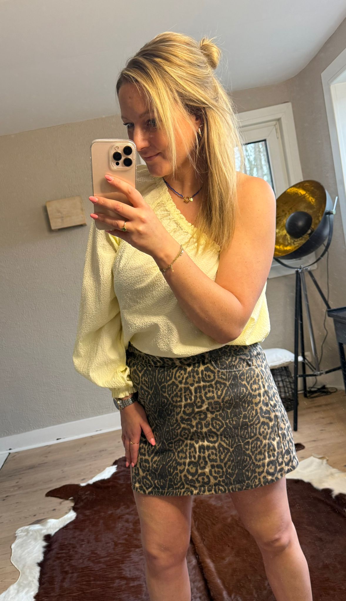 Laatste stuk 🔥 One shoulder geel