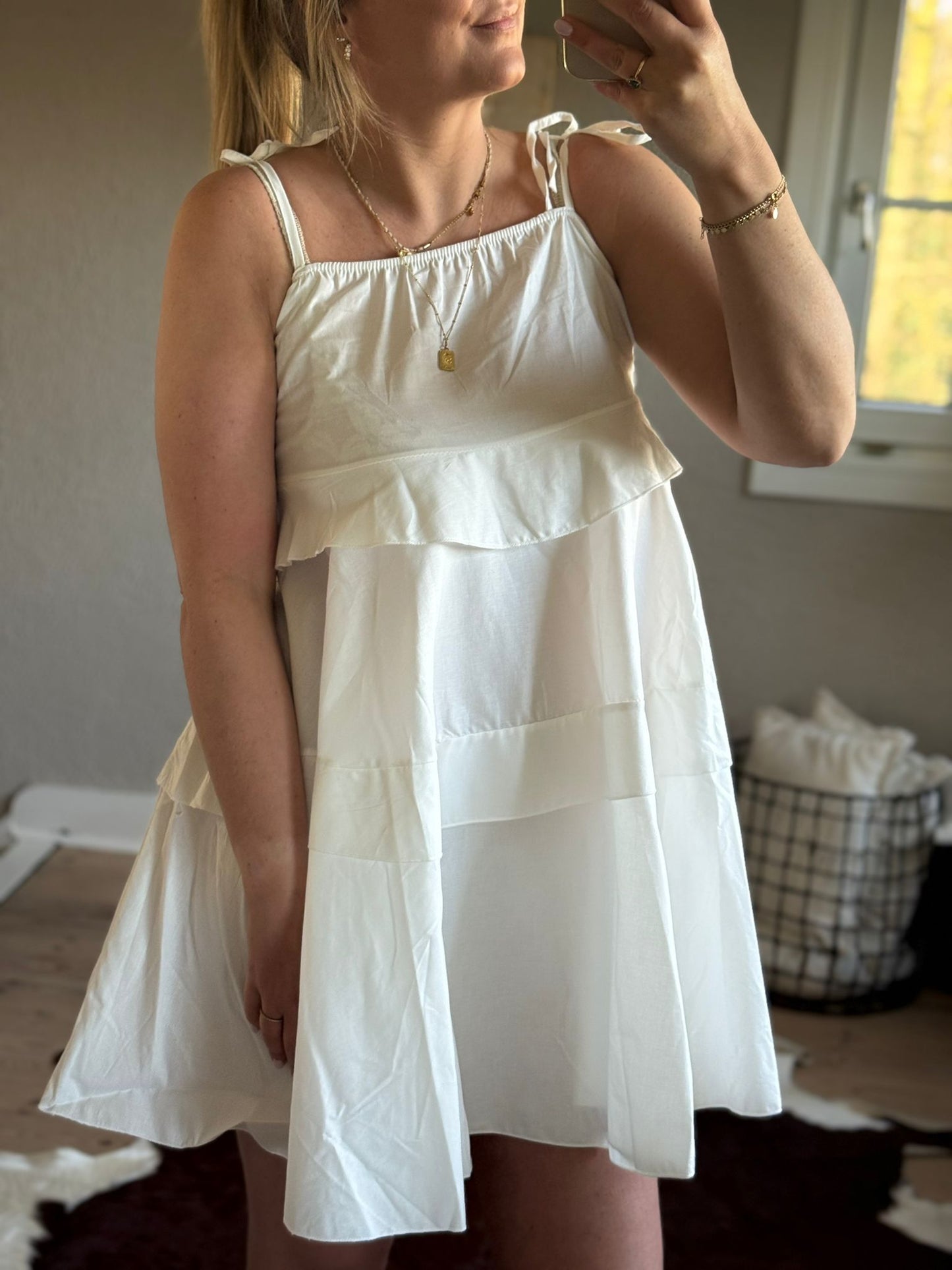 Luna ruffle dress