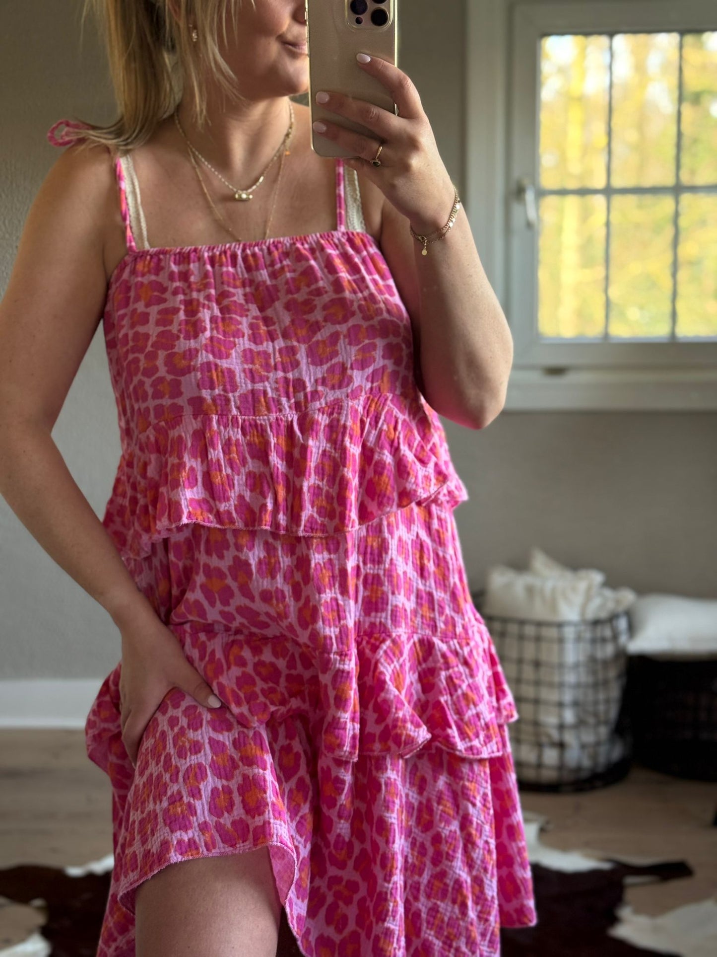 Leopard Tetra Dress – Pink