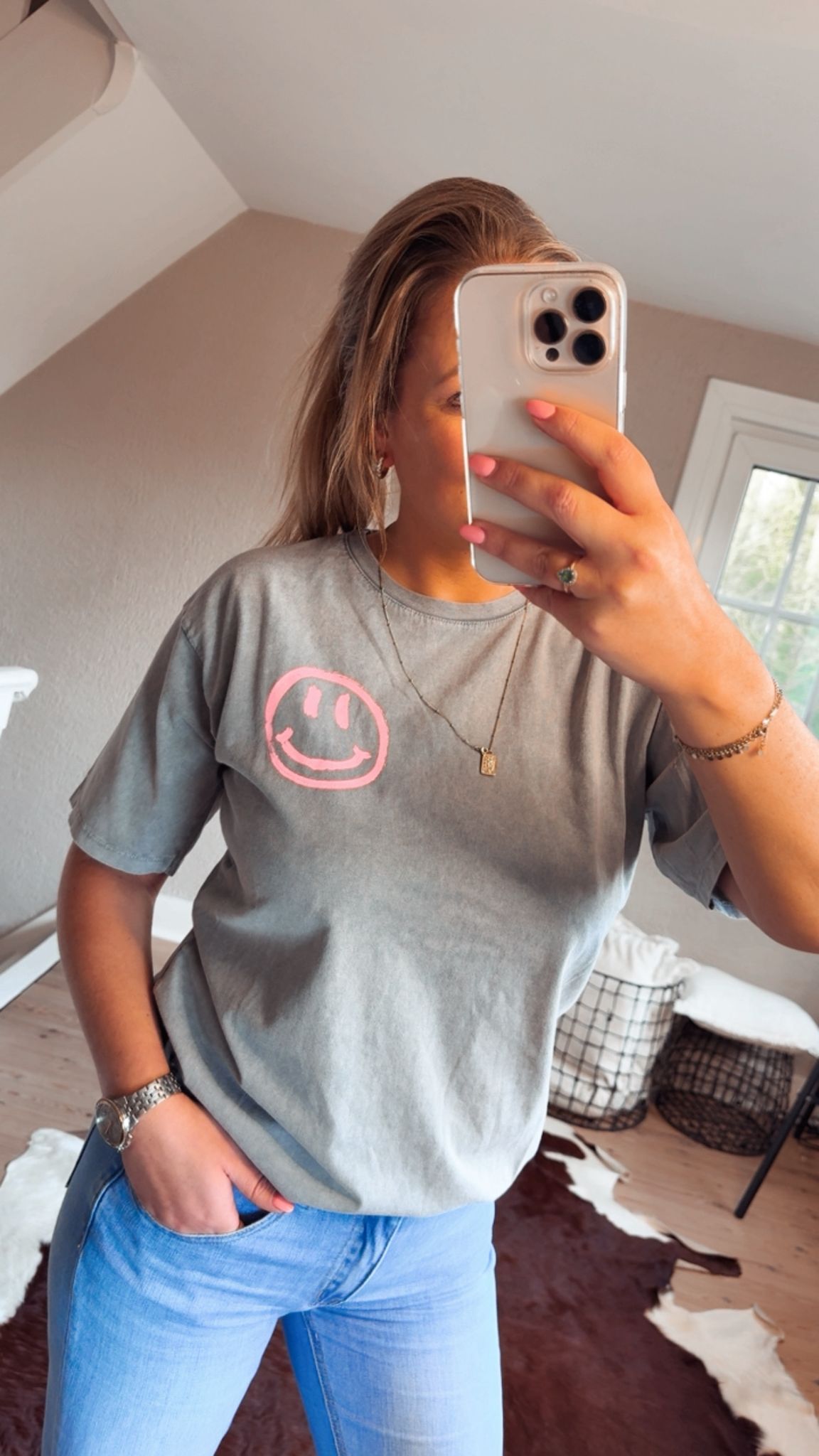 Tshirt smiley grijs